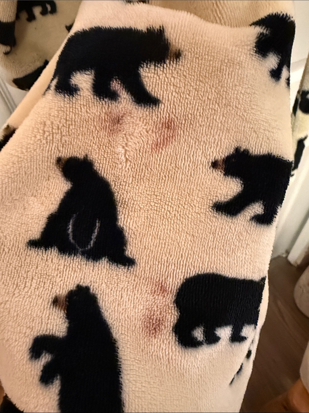 Mom & Me Hooded Fleece Robe with Black Bear Print - Picture 6 of 14